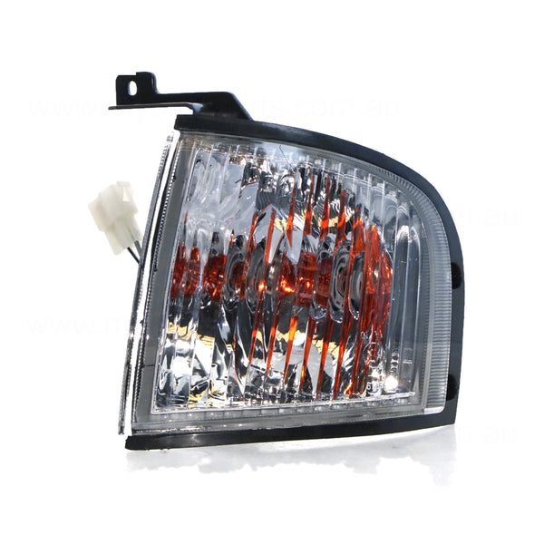 Front Park / Indicator Lamp Passenger Side Certified Suits Mazda B Series UN 2002 to 2006