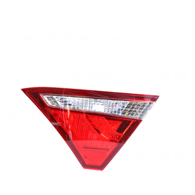 Toyota Camry OEM Boot Lid Lamp Drivers Side 04/2015 to 10/2017 - 8158106600