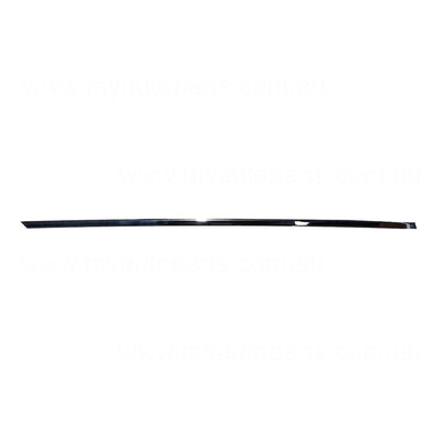 Grille Mould Genuine Suits Volkswagen Amarok 2H 2011 to 2016