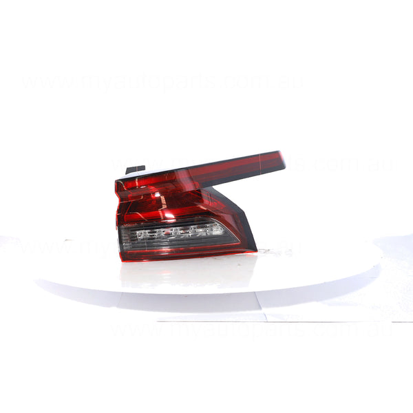 Nissan Qashqai OEM Tail Lamp Drivers Side 06/2022 to / - 265506UA5A
