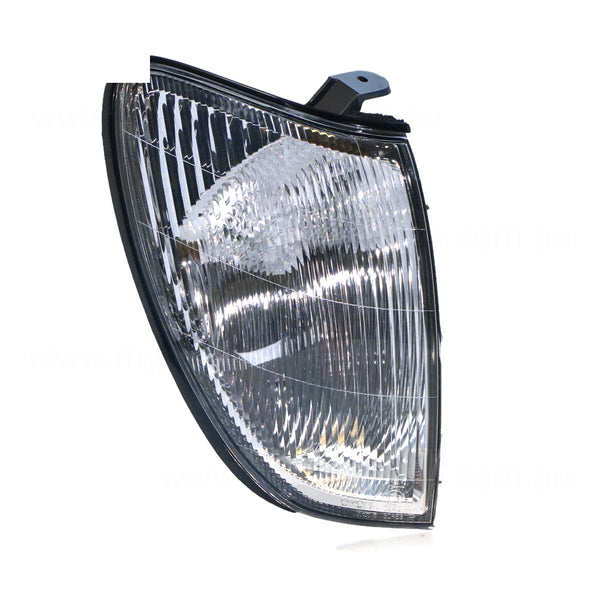 Front Park / Indicator Lamp Drivers Side Genuine Suits Toyota Landcruiser 100 SERIES 1998 to 2007