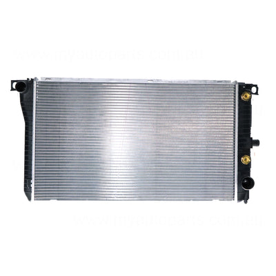 Radiator Aftermarket suits Ford