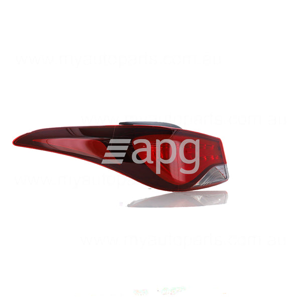 Hyundai Elantra OEM Tail Lamp Passenger Side 10/2013 to 12/2015 - 924013X220