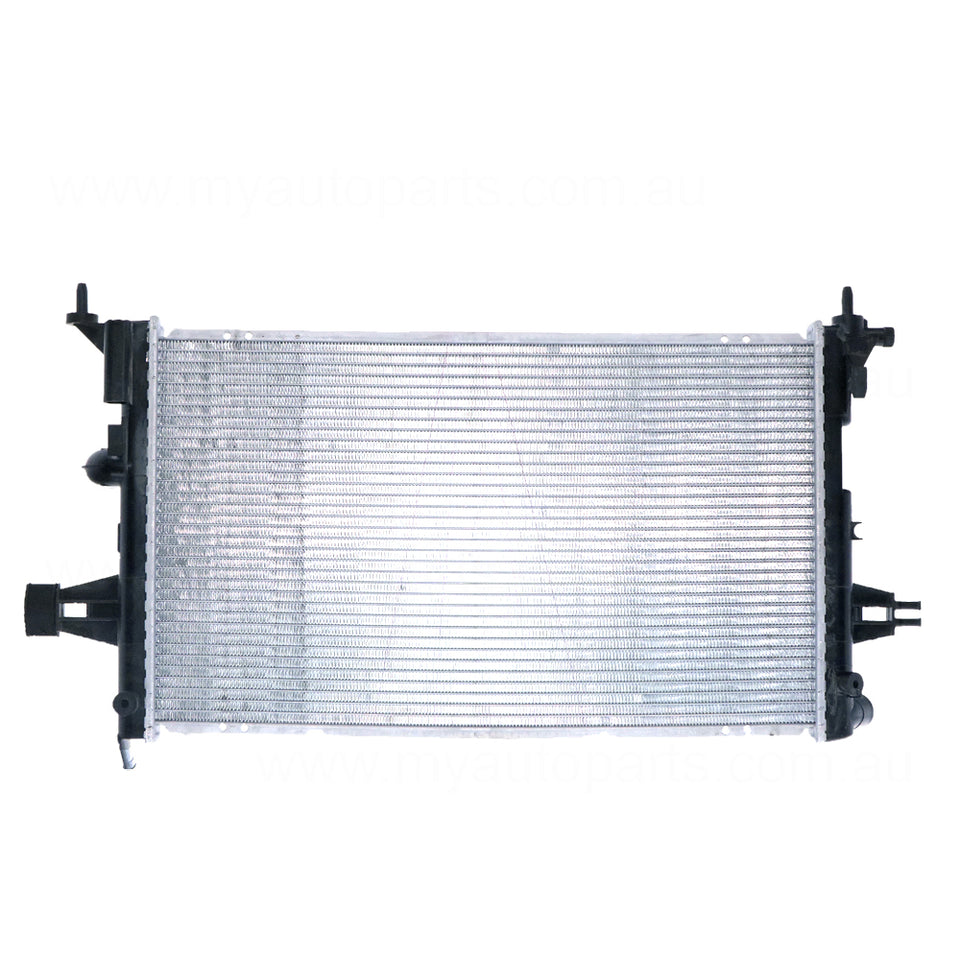 Radiator 34 / 34 mm Plastic Aluminium 600 x 368 x 26 mm Manual 2.0L/2.2L L Z20/Z22 Aftermarket Suits Holden Astra AH 2004 to 2009