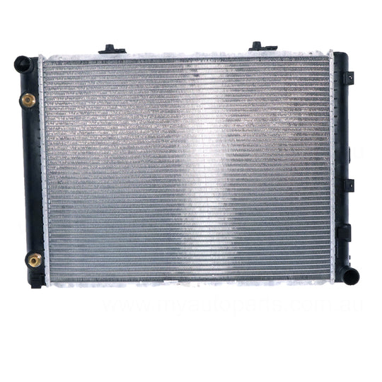 Radiator 35 / 35 mm Plastic Aluminium 575 x 448 x 32 mm Manual/Auto 1.8L,2.0L,2.3L L M102-921 Aftermarket Suits Mercedes-Benz C Class W201 1984 to 1994