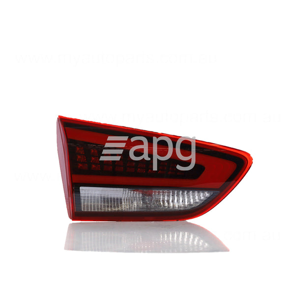 Hyundai i30 OEM Tail Lamp Passenger Side 03/2021 to / - 92403G4500
