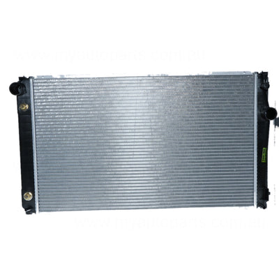 Radiator 38 / 38 mm Plastic Aluminium 670 x 408 x 22 mm Automatic 2.4 L 2AZFE 3.5 L 2GRFE Aftermarket Suits Toyota Tarago ACR50R/GSR50R 2006 to 2019