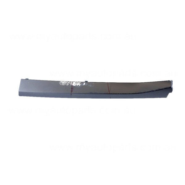 Subaru XV OEM Grille Mould Passenger Side 05/2017 to 10/2020 - 91123FL121
