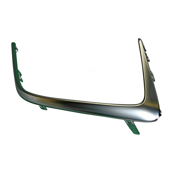 Front Bar Mould Genuine suits Toyota