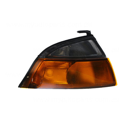 Front Park / Indicator Lamp Drivers Side Certified Suits Toyota Hiace RCH12R/RCH22R 1995 to 2003