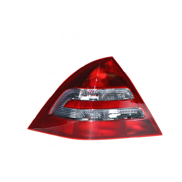 Tail Lamp Passenger Side Q-Part Certified Suits Mercedes-Benz C Class W203 11/2000 to 6/2007