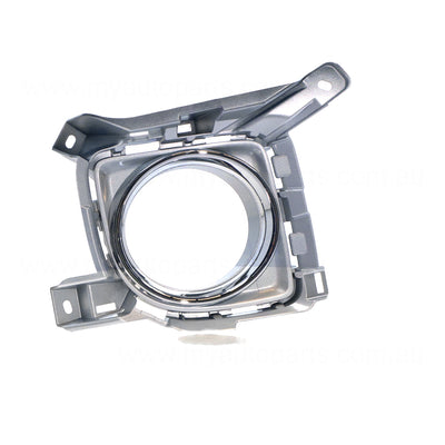 Front Bar Grille With Fog Light Mount Drivers Side Genuine suits Toyota Landcruiser 200 Series VX/Sahara 3/2012 to 9/2015