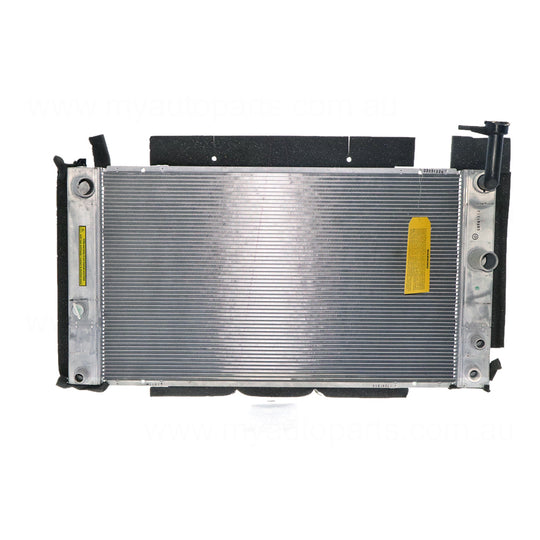 Radiator 31 mm 31 / All Aluminium 600 x 348 x 16 mm CVT 1.5 L 1NZ-FXE Aftermarket Suits Toyota Prius NHW20R 2003 to 2009