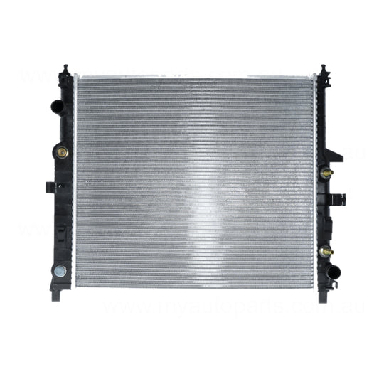 Radiator 36 mm 36 / Plastic Aluminium 610 x 538 x 32 mm Manual/Auto M112,M113 Aftermarket Suits Mercedes-Benz M Class W163 1998 to 2005