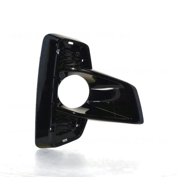 Front Bar Grille with Fog Light Mount Drivers Side Genuine suits Toyota Hilux GUN126R/136R 2018 to 2020