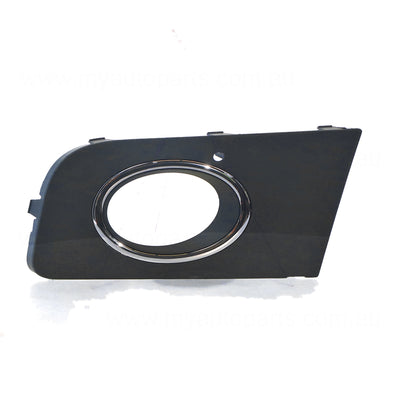 Chrome Front Bar Grille With Fog Light Mount Passenger Side Genuine Suits Volkswagen Amarok 2H 6/2013 to 11/2016