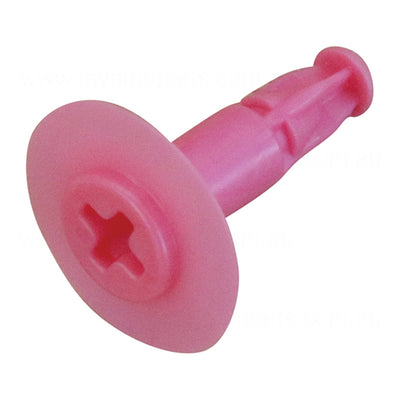 Clip OEM suits Toyota