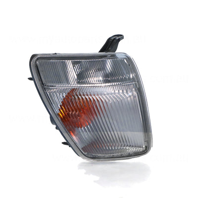 Front Park / Indicator Lamp Drivers Side Genuine Suits Toyota Townace KR42R/SR40R/YR22R 1997 to 2001
