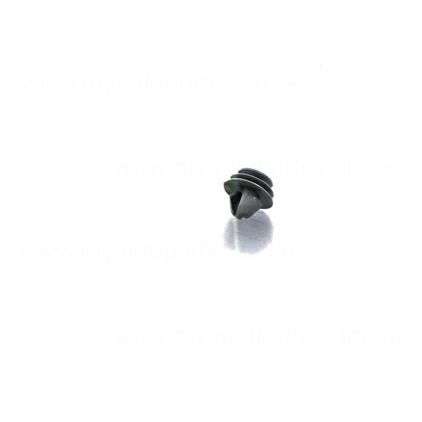 Clip OEM suits Nissan Qashqai J11