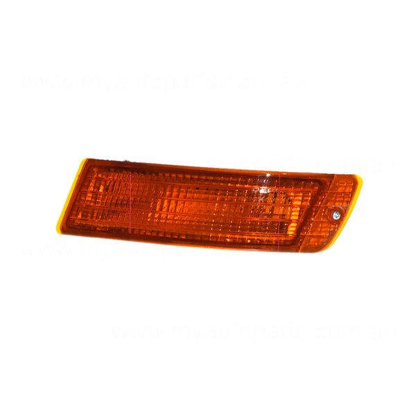 Front Bar Park / Indicator Lamp Passenger Side Certified Suits Mitsubishi Express SJ 1986 to 2013