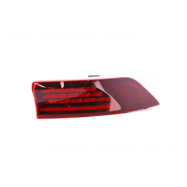Kia Carnival OEM Tail Lamp Drivers Side 09/2020 to 04/2023 - 92402R0100