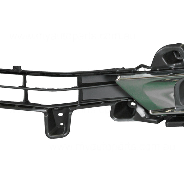 Front Bar Grille With Fog Light Mount Drivers Side Genuine suits Toyota Landcruiser 200 Series VX/Sahara 9/2015 On