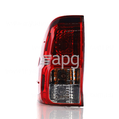 Toyota Hilux OEM Tail Lamp Passenger Side - Assembly 07/2015 to 02/2024 - 815600K261