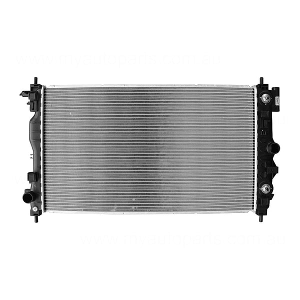 Radiator 34 mm 34 / Plastic Aluminium 680 x 378 x 28 mm Manual/Auto 2.0L L Z20SI Aftermarket suits Holden Cruze