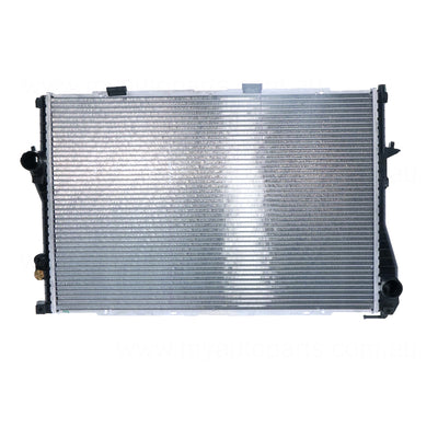 Radiator Aftermarket suits BMW