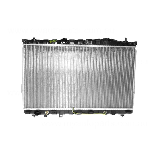 Radiator 35 mm 35 / Plastic Aluminium 410 x 728 x 26 mm Manual/Auto 2.7L L G6BAX Aftermarket Suits Hyundai Trajet FO 2000 to 2007
