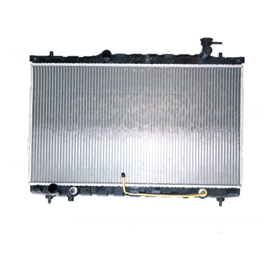 Radiator 35 mm 35 / Plastic Aluminium 400 x 718 x 26 mm Manual/Auto 2.7 L G6EAY Aftermarket Suits Hyundai Santa Fe SM 2000 to 2006