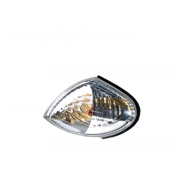 Front Park / Indicator Lamp Passenger Side Certified Suits Nissan Pulsar N16 2000 to 2006