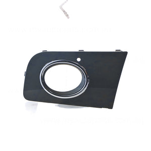 Chrome Front Bar Grille With Fog Light Mount Passenger Side Genuine Suits Volkswagen Amarok 2H 6/2013 to 11/2016