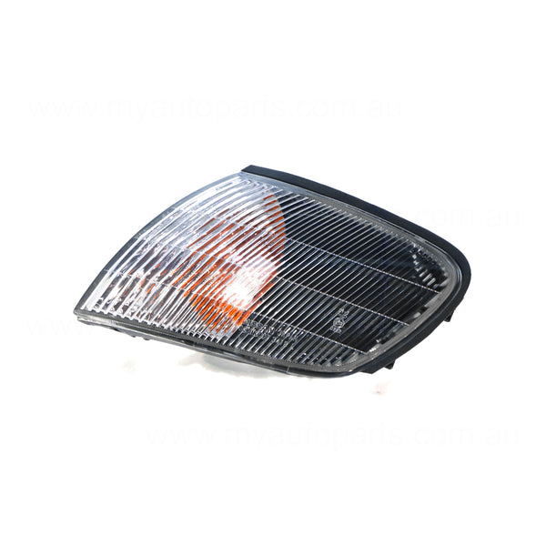Front Park / Indicator Lamp Passenger Side OEM Suits Nissan Pulsar N15 1995 to 2000