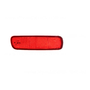 Rear Bar Reflector Passenger Side OEM Suits Toyota Landcruiser 100 SERIES 1998 to 2007