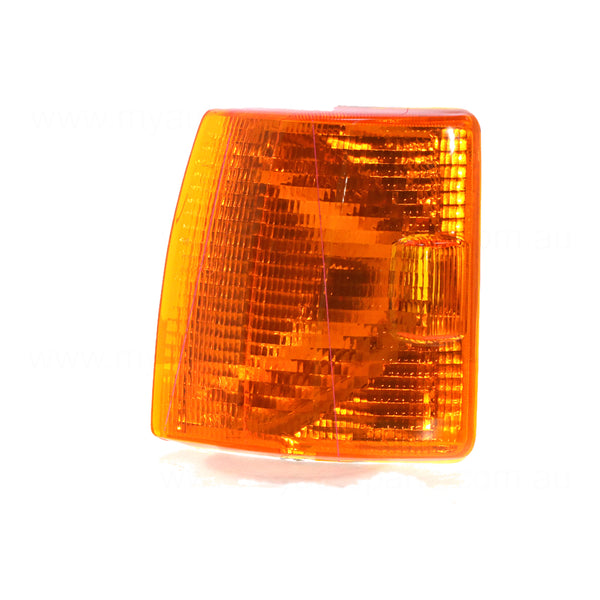 Front Park / Indicator Lamp Passenger Side Certified Suits Volkswagen Transporter T4 1992 to 2004