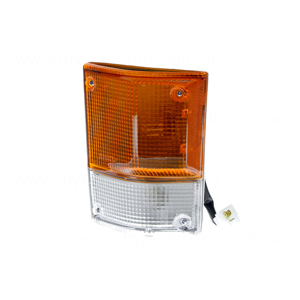 Front Park / Indicator Lamp Passenger Side Aftermarket Suits Bus Coaster BB20/RB20/HB30/HZB30 1982 to 1993