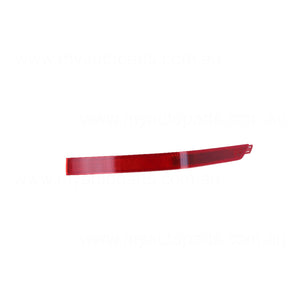Volkswagen Transporter OEM Rear Bar Reflector Passenger Side 07/2015 to 06/2020 - 7E0945105E