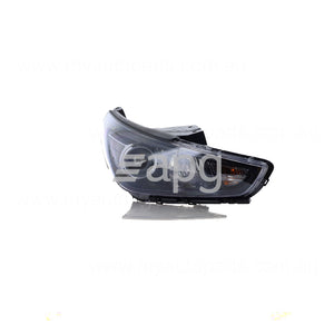 Hyundai i30 Genuine Head Lamp Drivers Side 10/2018 to 08/2020 - 92102G3025