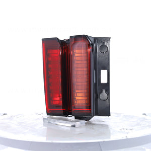 Kia Sorento OEM Tail Lamp Drivers Side 04/2020 to / - 92420P2000