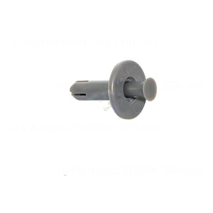 Clip OEM suits Mazda