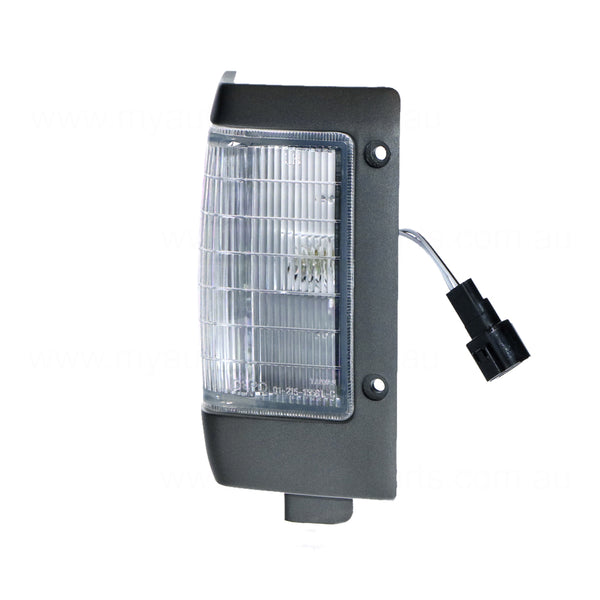 Front Park / Indicator Lamp Passenger Side Aftermarket Suits Nissan Navara D21 1992 to 1997