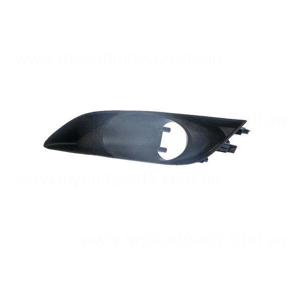 Front Bar Grille With Fog Light Mount Passenger Side OEM Suits Toyota Corolla ZRE152R Hatch 3/2007 to 10/2009