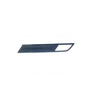 Volkswagen Transporter OEM Guard Emblem Passenger Side 06/2020 to / - 7LA853675GBUS