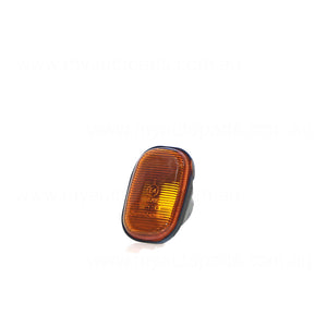 Guard Repeater Passenger Side Certified suits Toyota