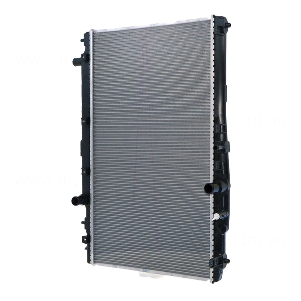 Radiator 32 / 32 mm Plastic Aluminium 375 x 673 x 16 mm CVT 1.8 L R18ZF Aftermarket suits Honda HR-V RU