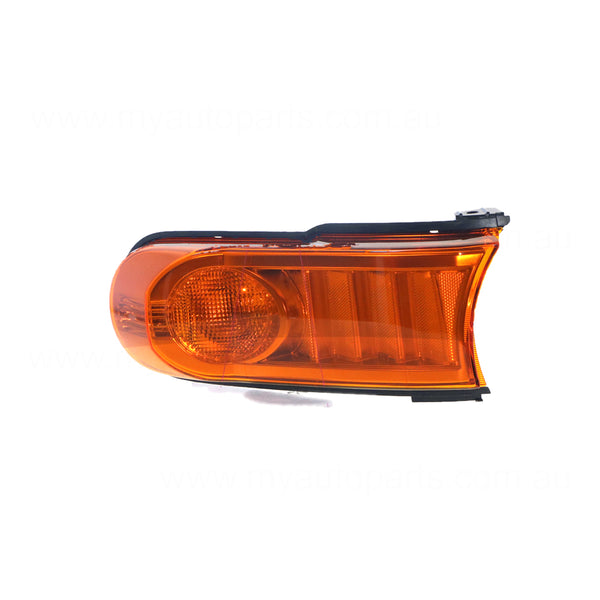 Front Park / Indicator Lamp Drivers Side OEM Suits Toyota FJ Cruiser GSJ15R 2010 to 2016