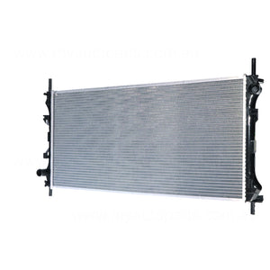 Radiator 33 / 33 mm Plastic Aluminium 770 x 378 x 26 mm Manual 2.3,2.4L L Aftermarket Suits Ford Transit VH/VJ 2000 to 2006