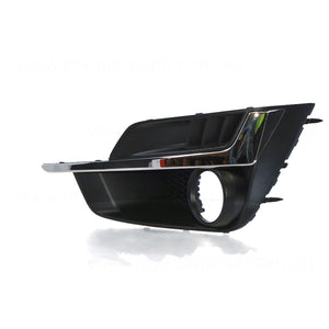 Front Bar Grille With Fog Light Mount Passenger Side OEM Suits Subaru Impreza GJ/GP 4/2015 to 11/2016