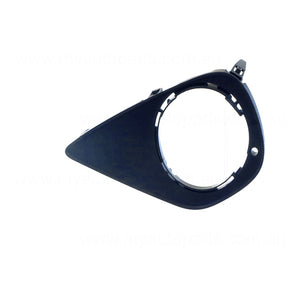 Front Bar Grille With Fog Light Mount Passenger Side OEM Suits Toyota Yaris SX/ZR NCP131 Hatch 7/2014 to 1/2017